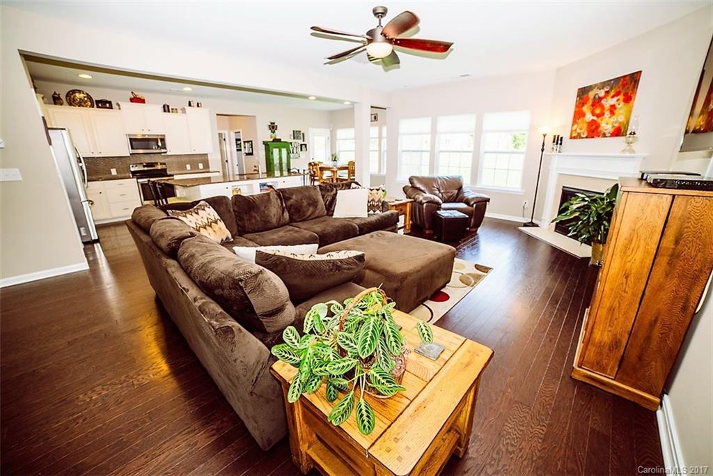 River Lake - Residential