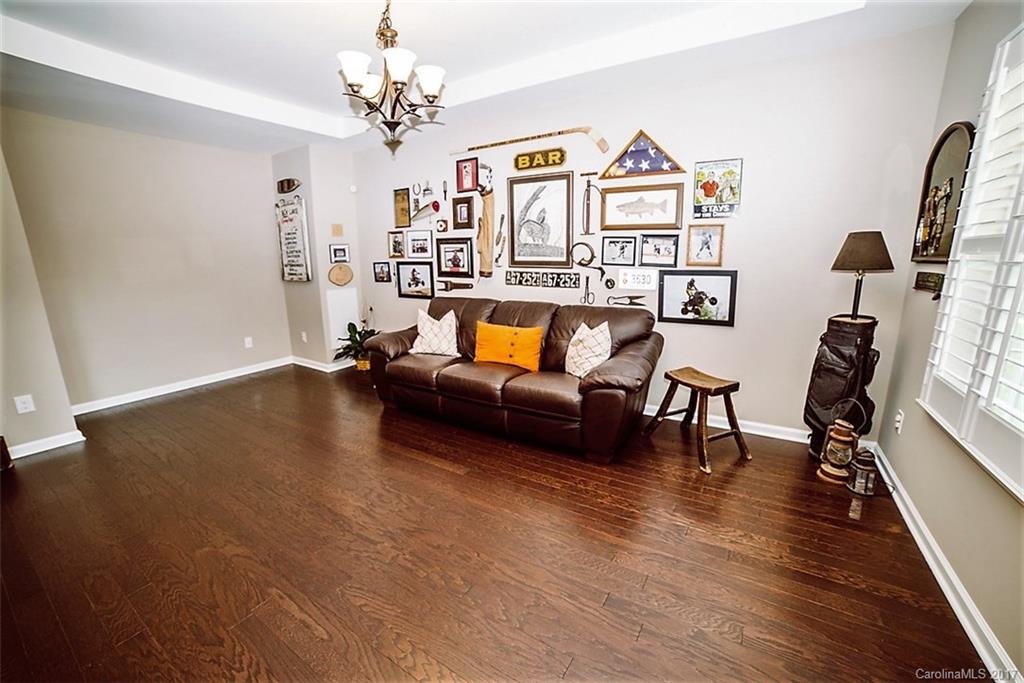 River Lake - Residential