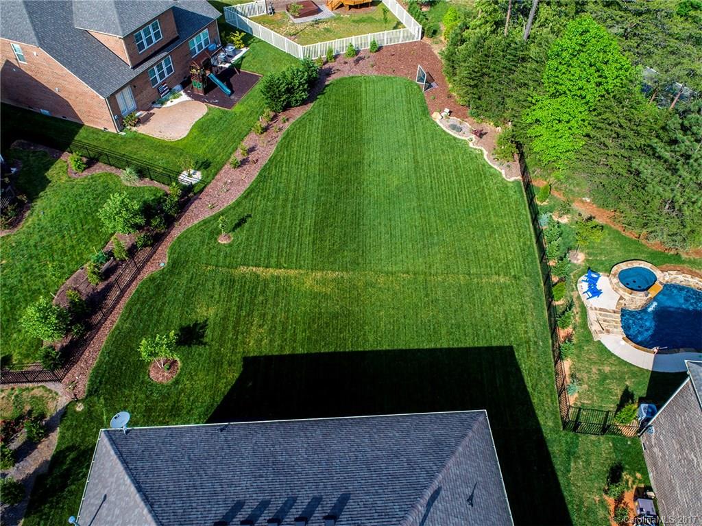 River Lake - Residential