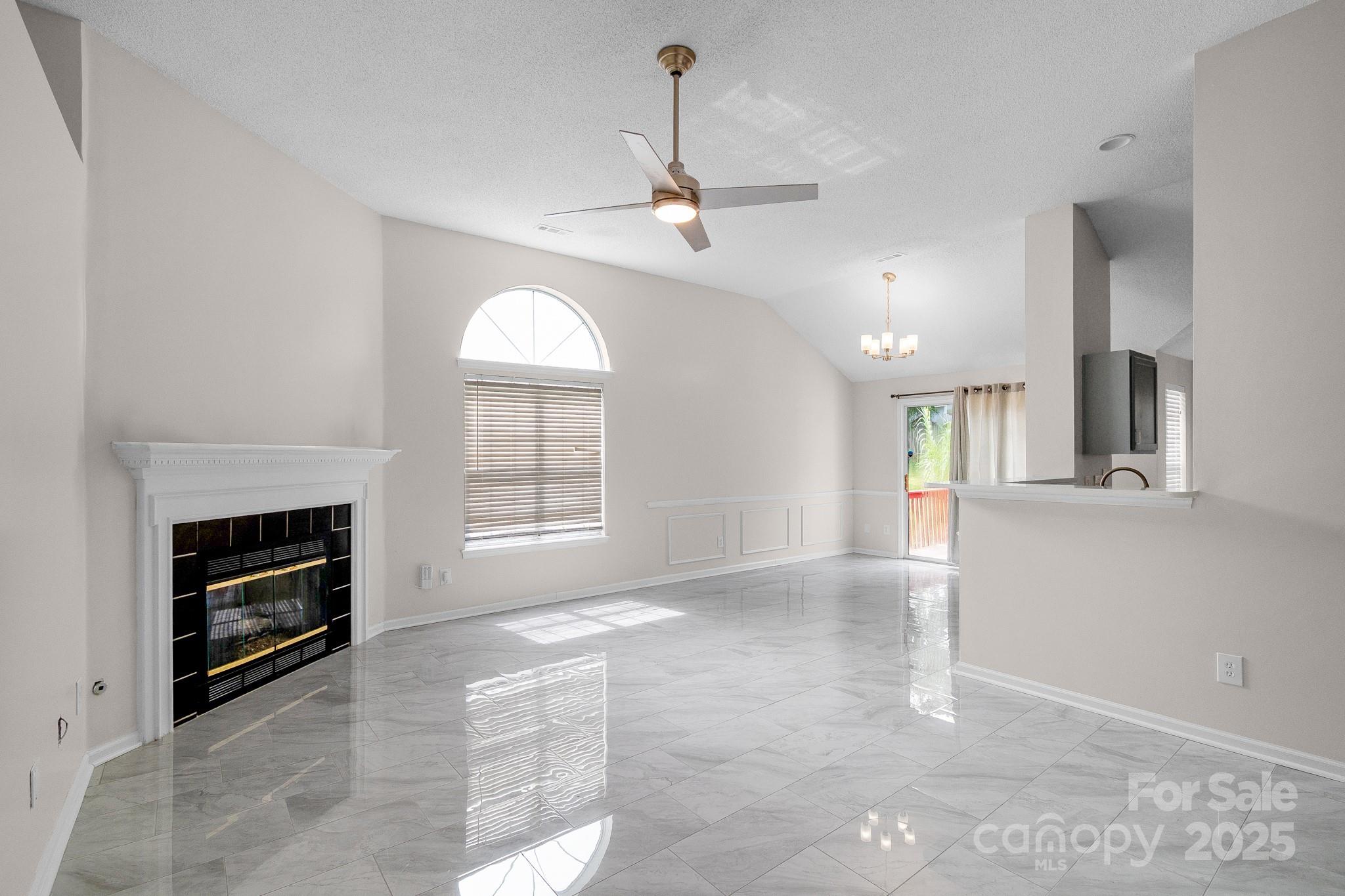 8123 Vermilion Drive