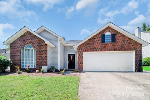 8123 Vermilion Drive Charlotte NC 28215