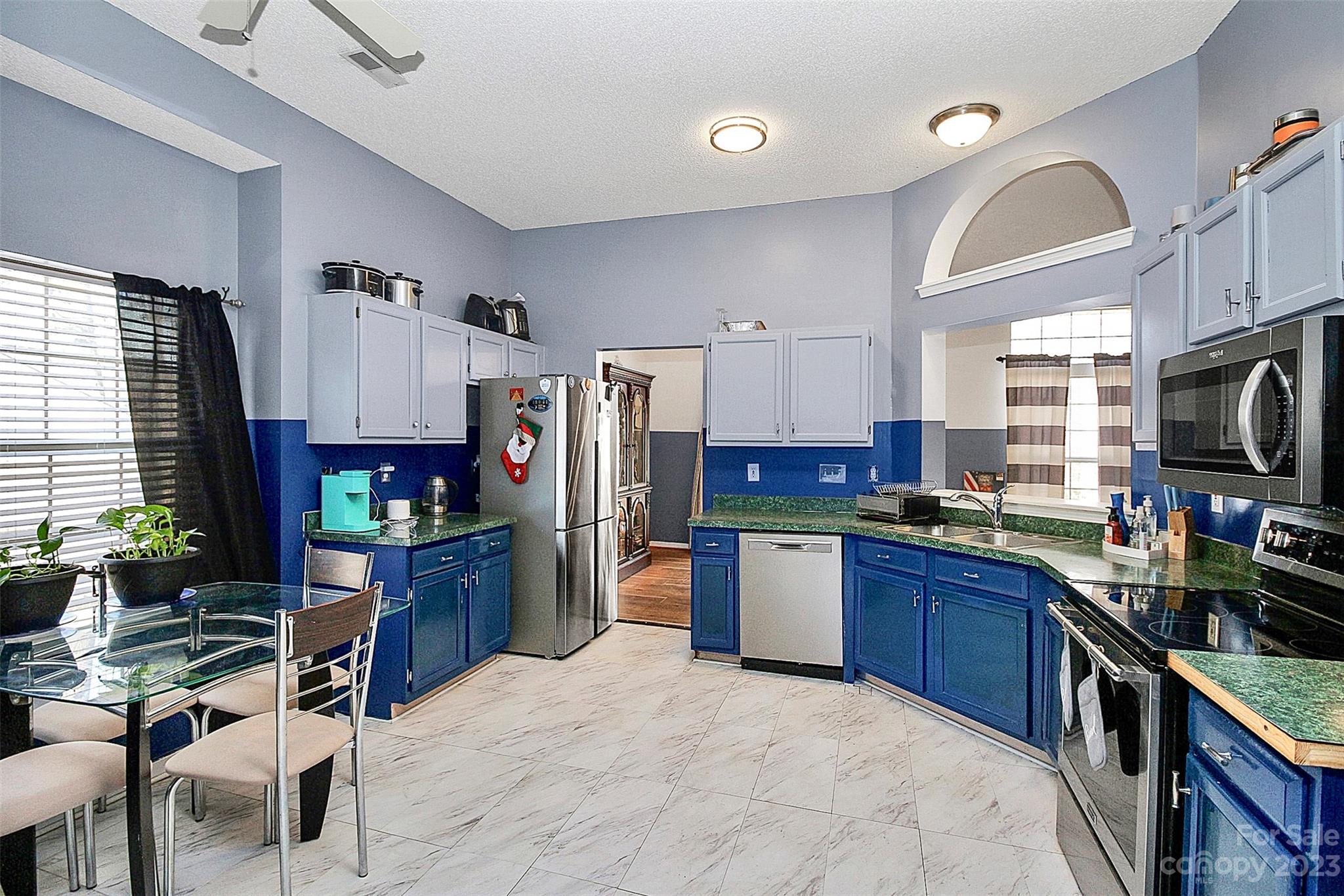 Hubbard Woods - Residential