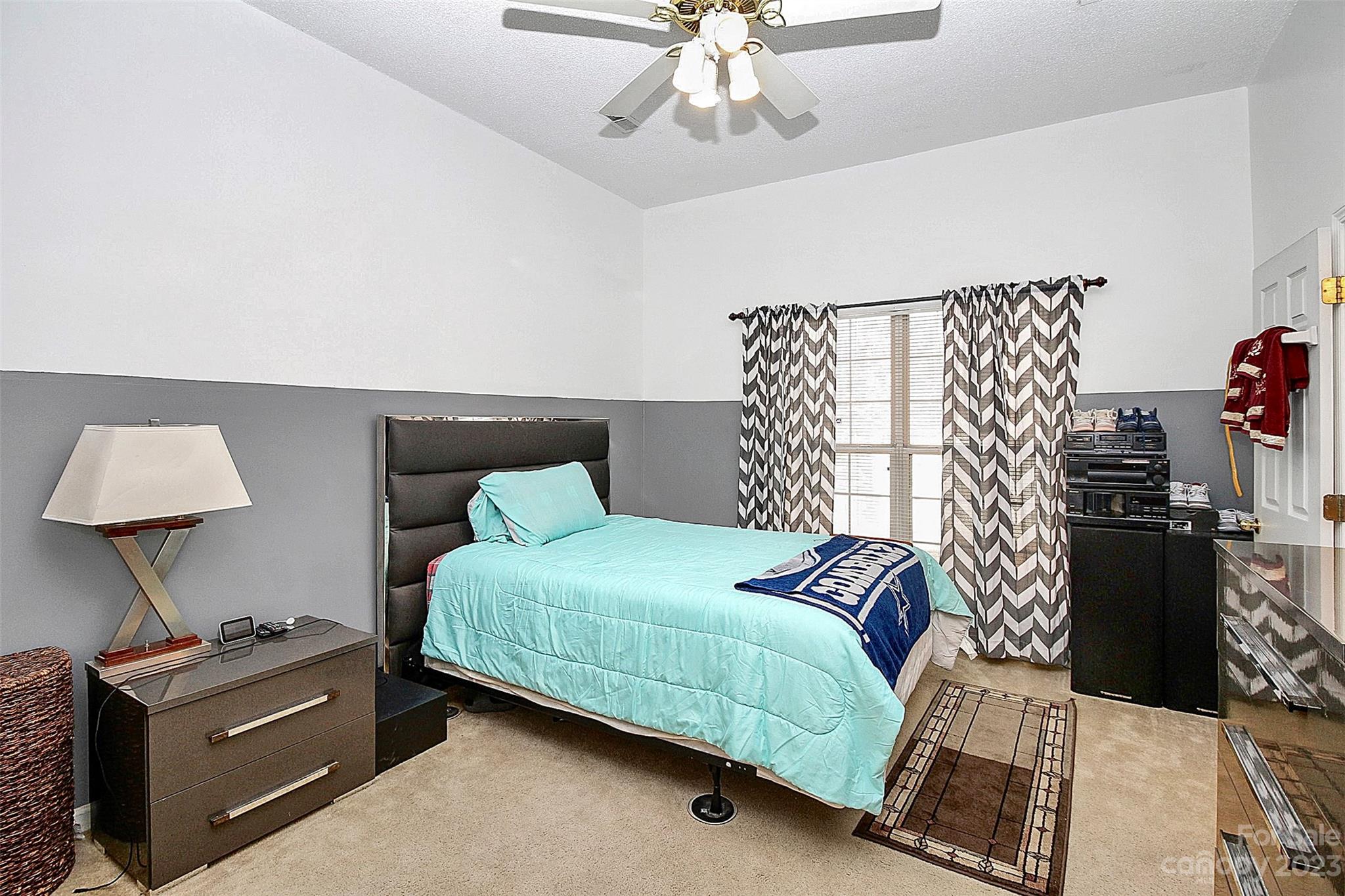 Hubbard Woods - Residential