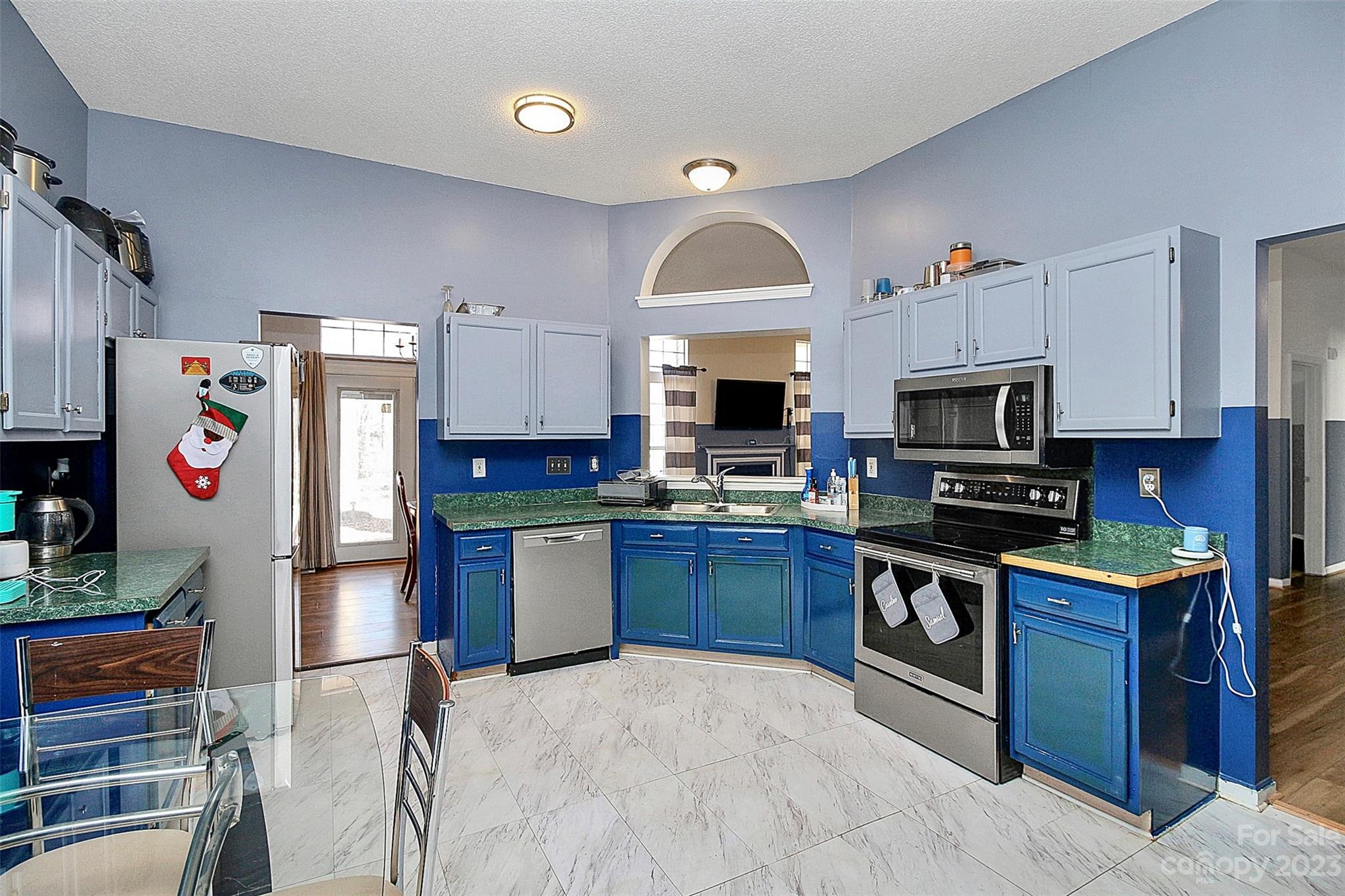 Hubbard Woods - Residential