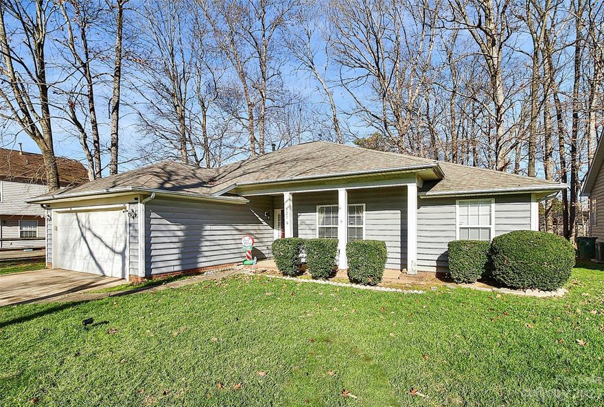 Well Maintained 3 Bedroom 2 Bath home in the highly desired Hubbard Woods neighborhood. Large deck and fenced backyard for your  relaxation, cooking out and entertaining. Separate shower and garden tub in Primary Bedroom. Spacious Kitchen with Breakfast area.  New stainless steel appliances, new garbage disposal, and new hot water heater. Home recently painted throughout. Roof - 2018 and Furnace - 2017.  Close to shopping, restaurants and entertainment. Close to I-85, I-77 and I-485.   Show this home and it will sell!!