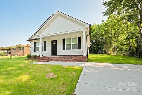 1028 Gibson Street Albemarle NC 28001