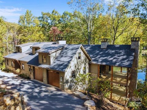 95 Cardinal Trace Lake Toxaway NC 28747