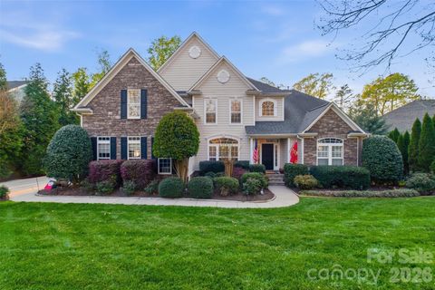 Photo of 220 Woodwinds Drive, Mount Holly, NC 28120 (MLS # 4361261)