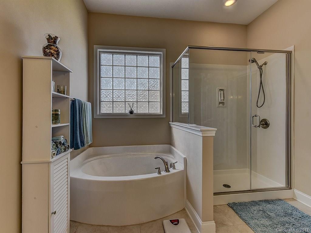 Brandon Oaks - Residential