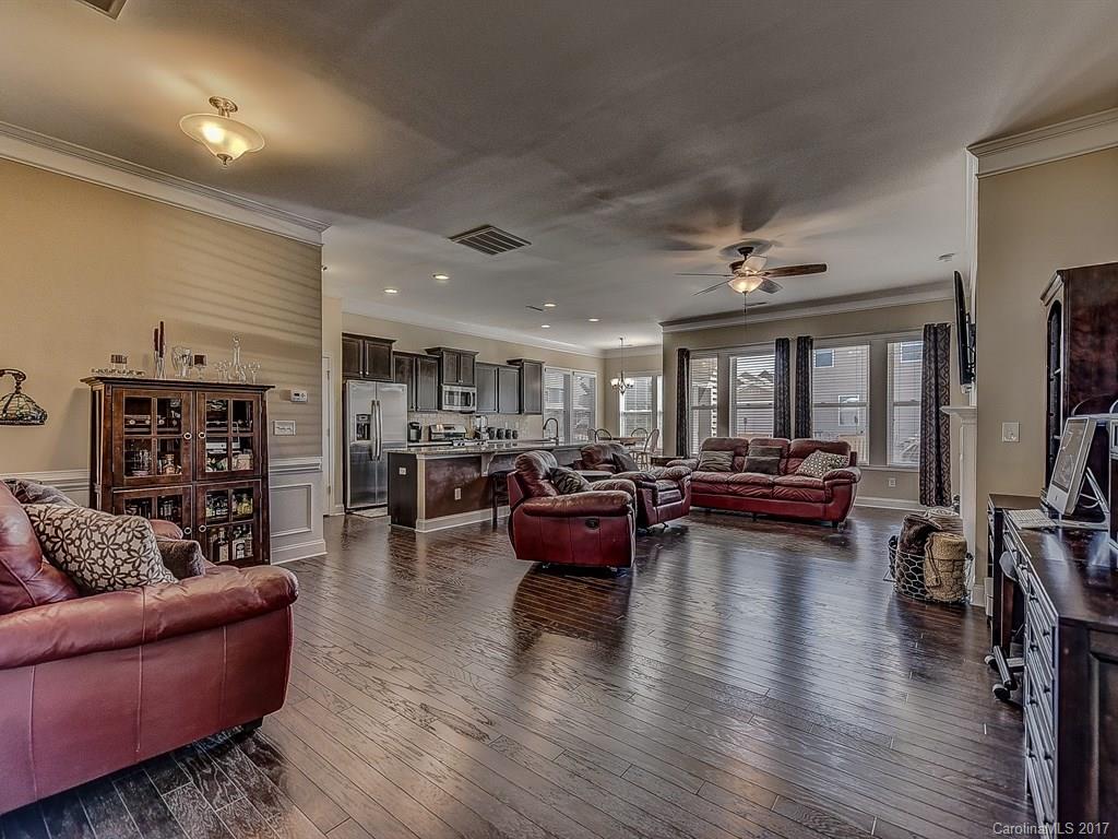 Brandon Oaks - Residential