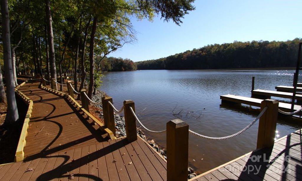 The Vineyards on Lake Wylie - Residential Lease