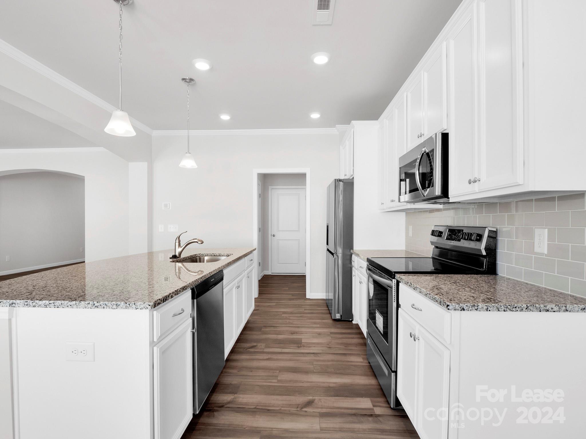 The Vineyards on Lake Wylie - Residential Lease