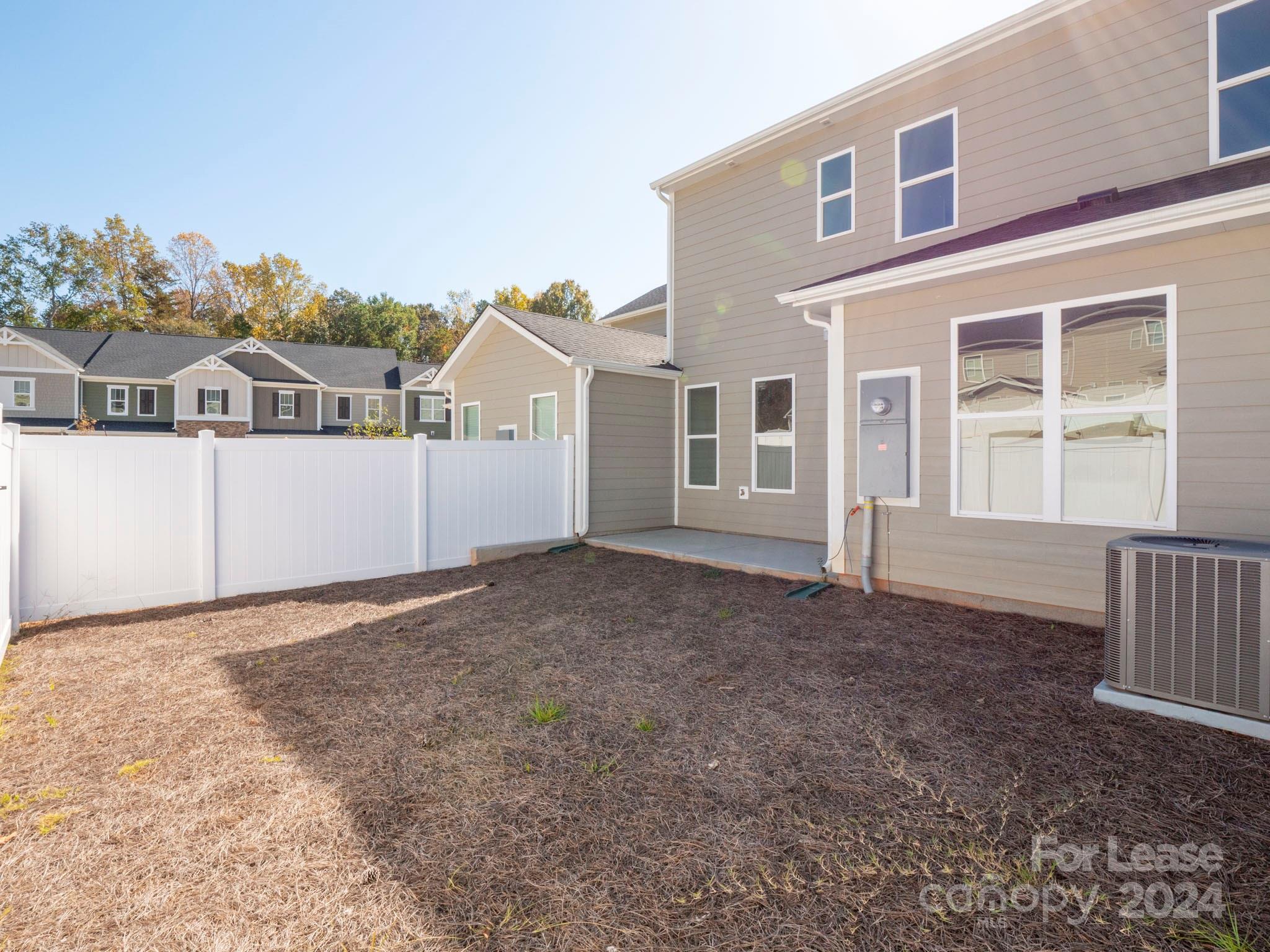 The Vineyards on Lake Wylie - Residential Lease