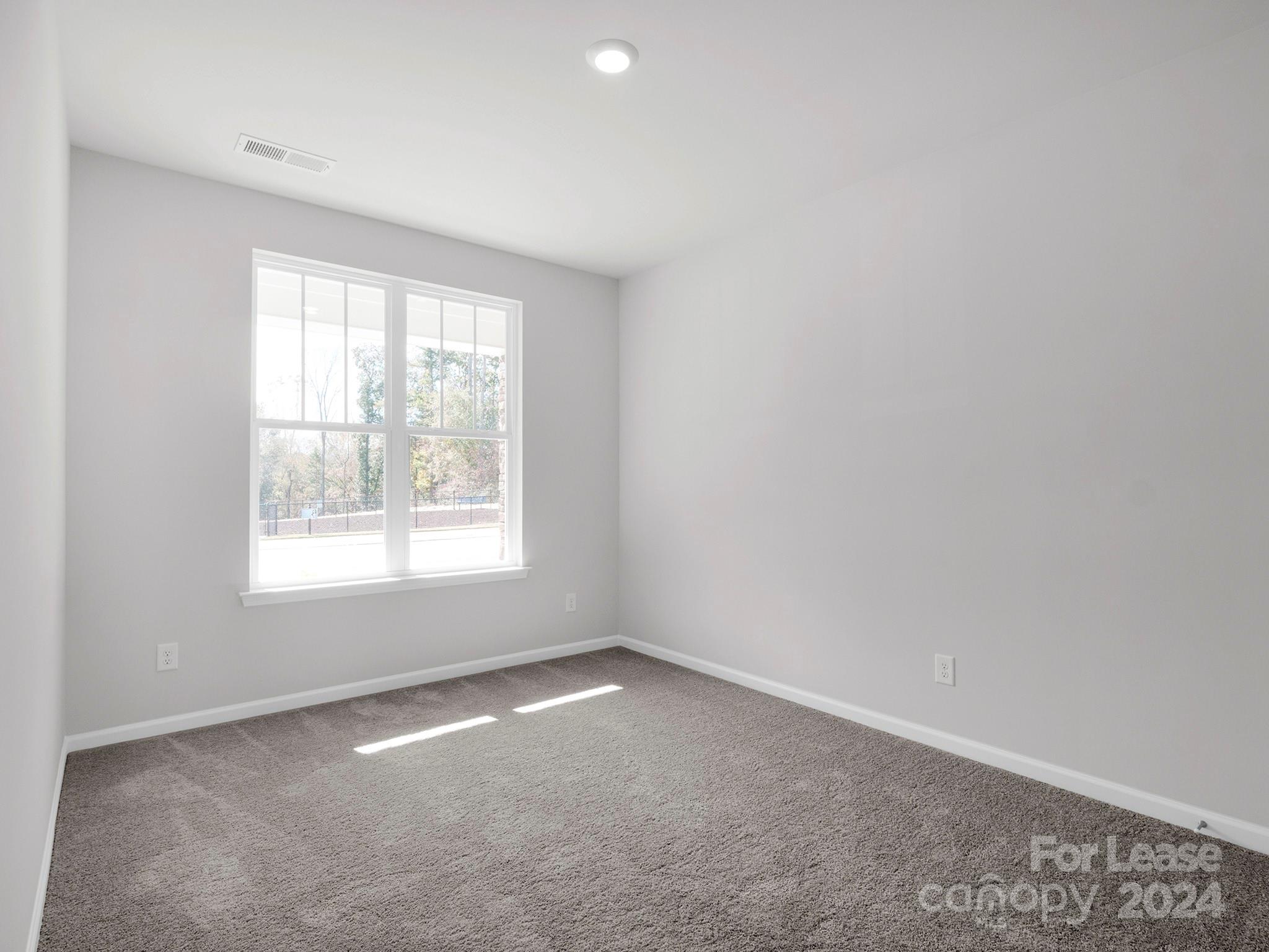 The Vineyards on Lake Wylie - Residential Lease