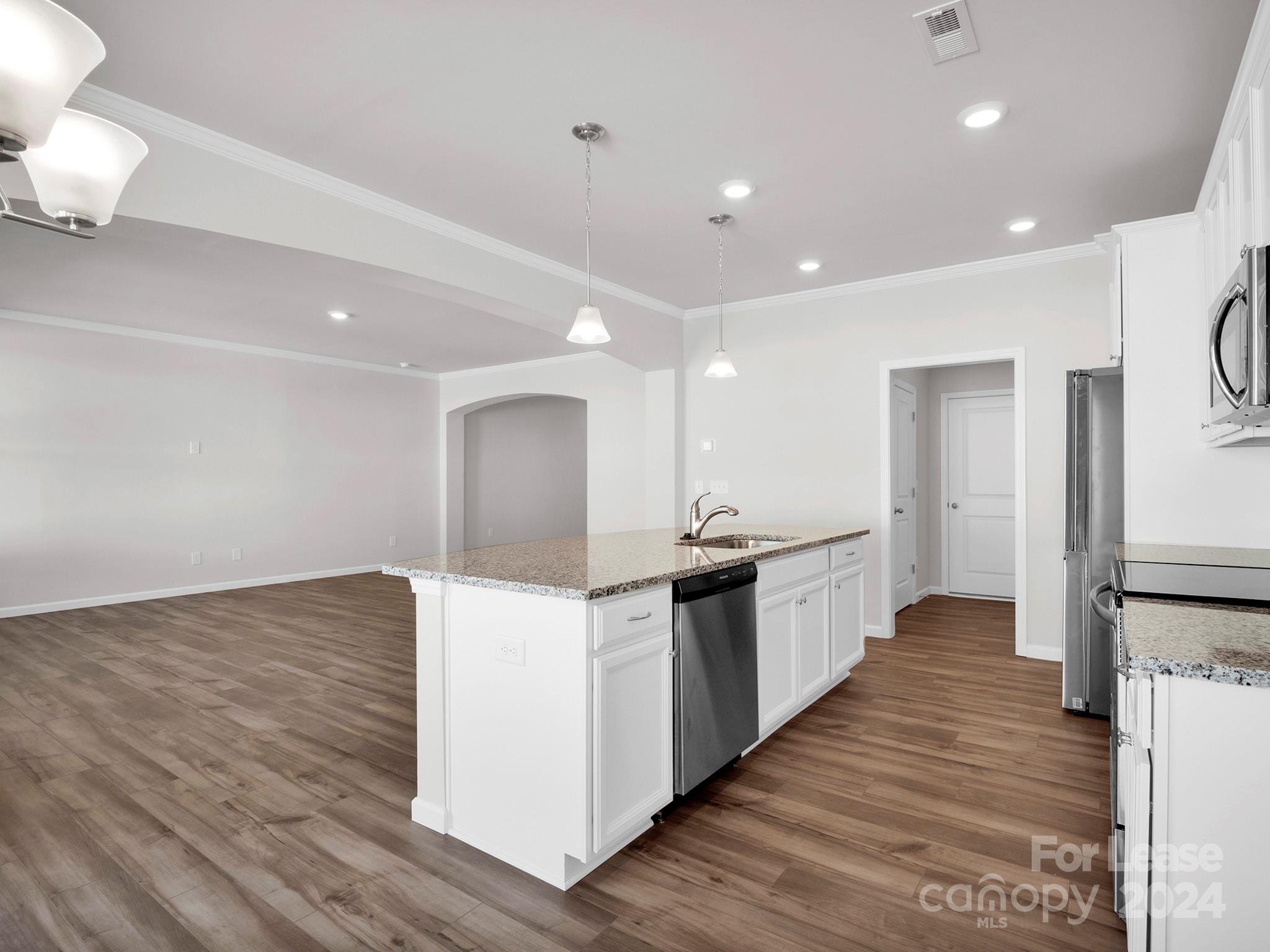 The Vineyards on Lake Wylie - Residential Lease