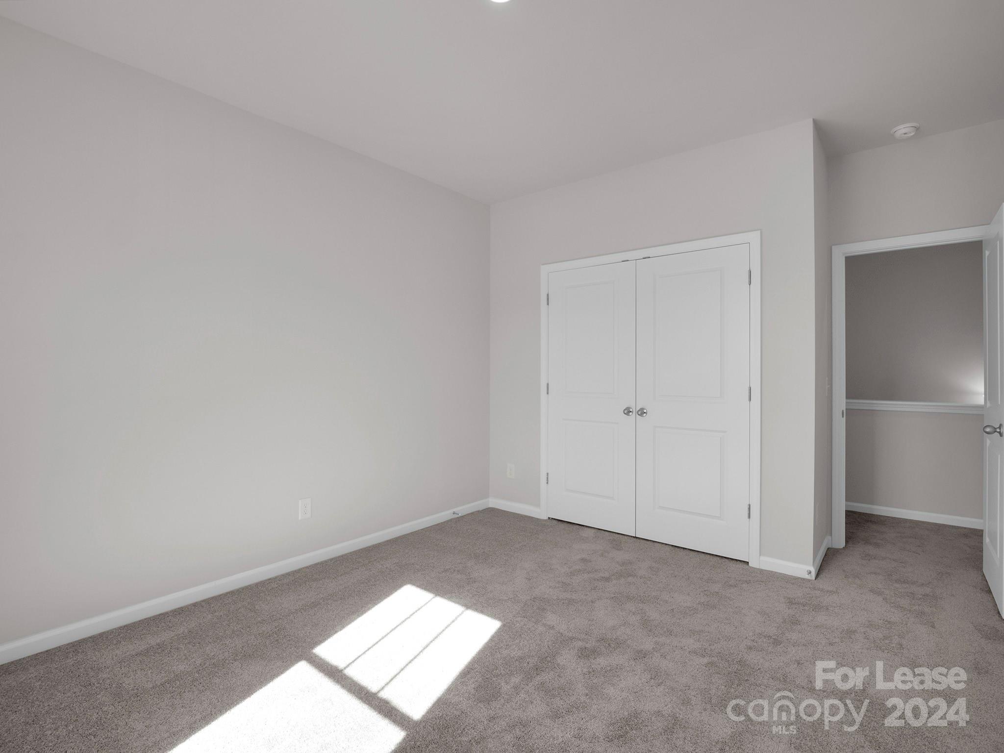 The Vineyards on Lake Wylie - Residential Lease