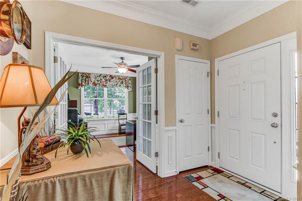 Lake Shore On Lake Wylie - Residential