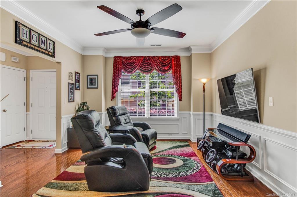 Lake Shore On Lake Wylie - Residential