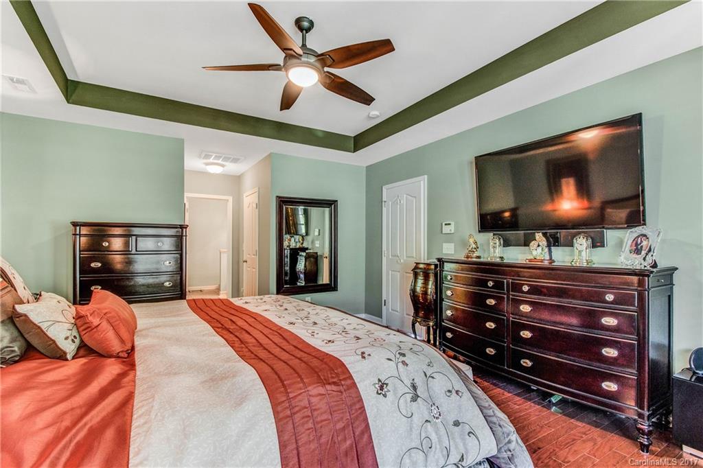 Lake Shore On Lake Wylie - Residential