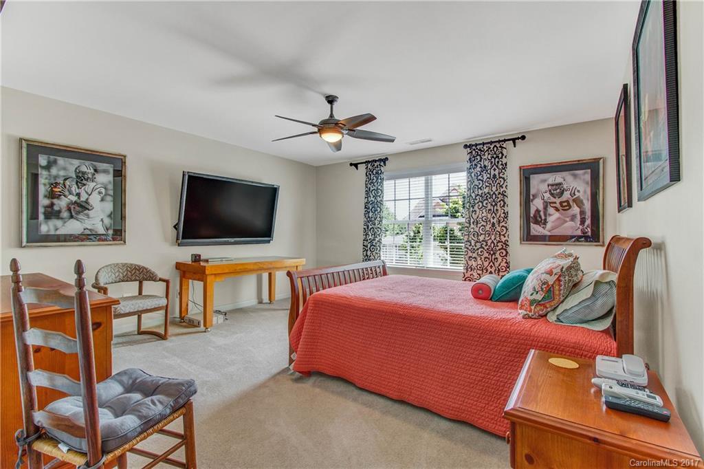 Lake Shore On Lake Wylie - Residential