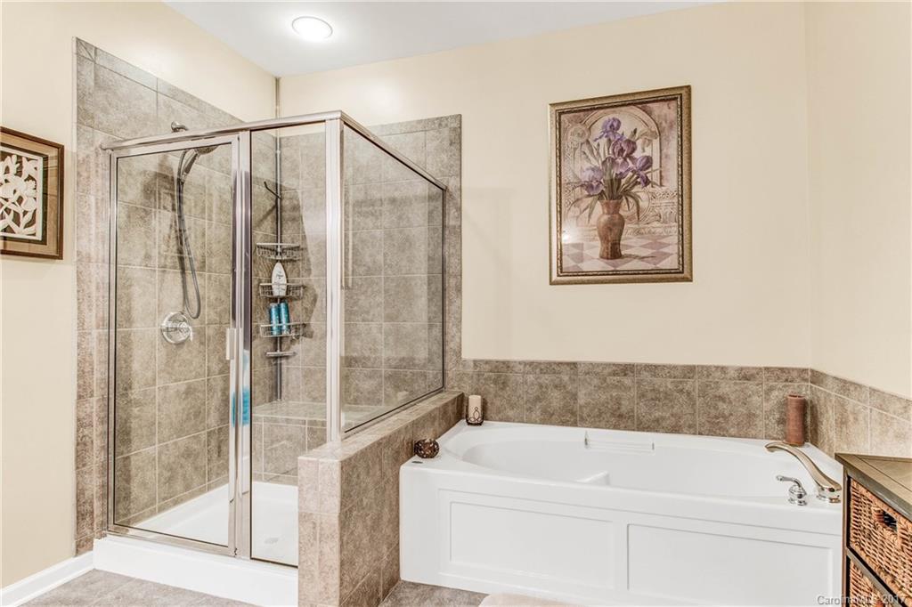 Lake Shore On Lake Wylie - Residential