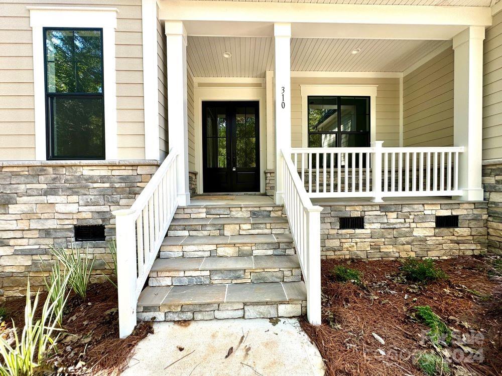 310 Scalybark Trail