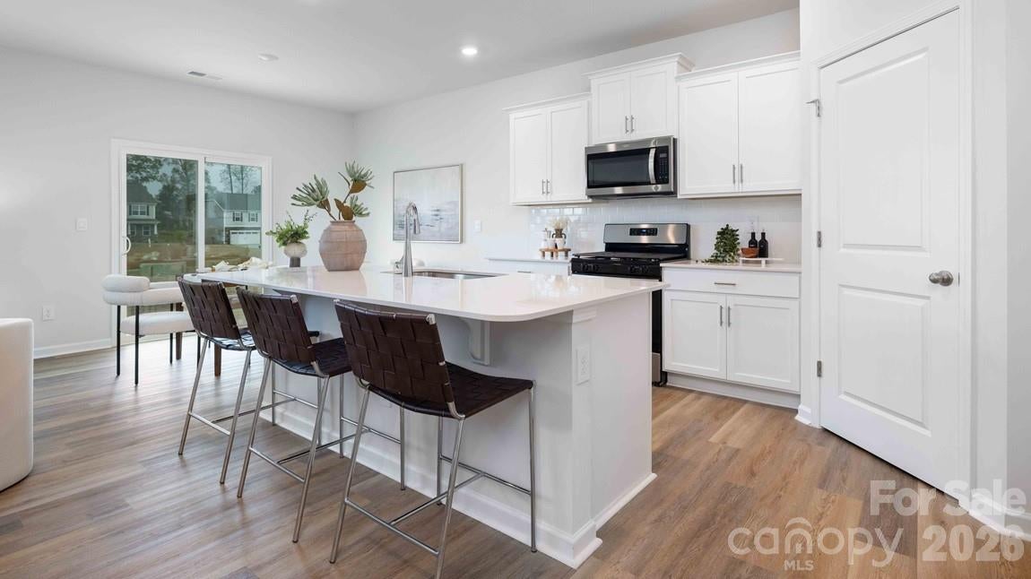 23 Queen Valley Way