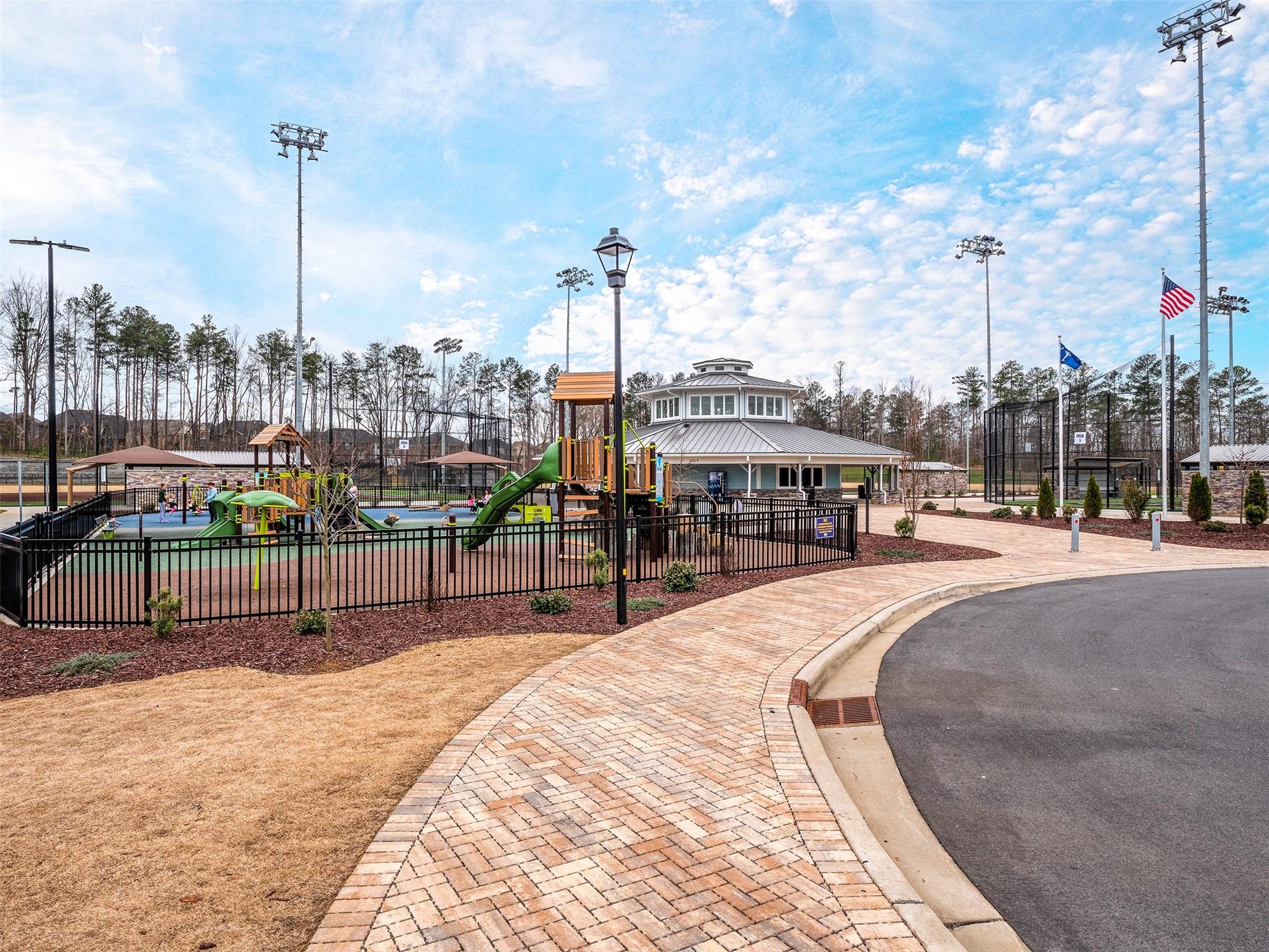 Paddlers Cove - Residential