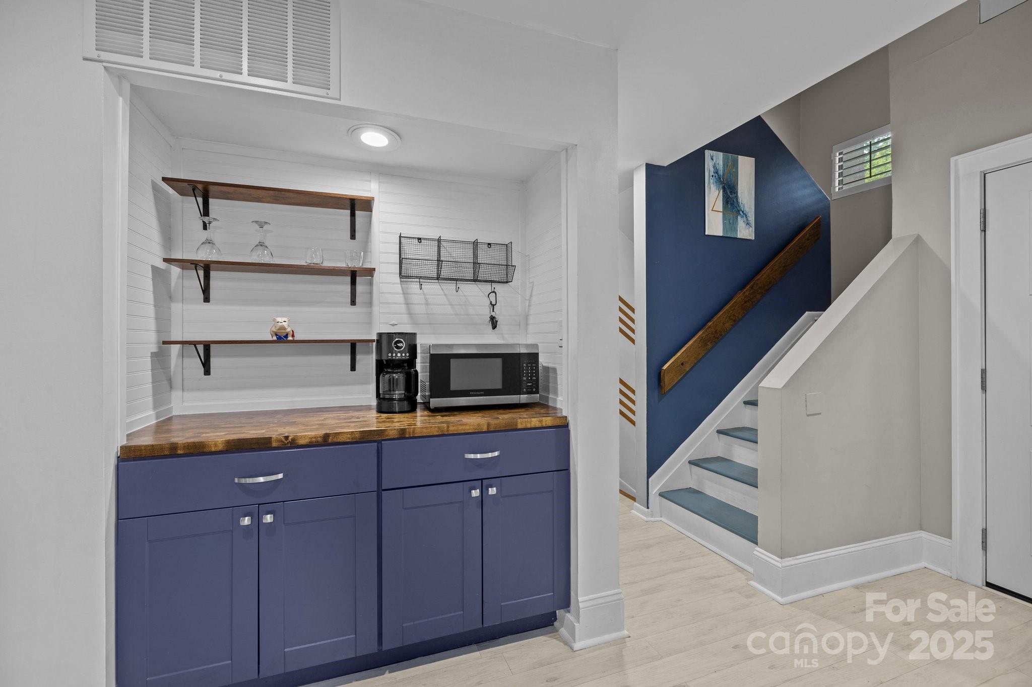 River Hills - Residential