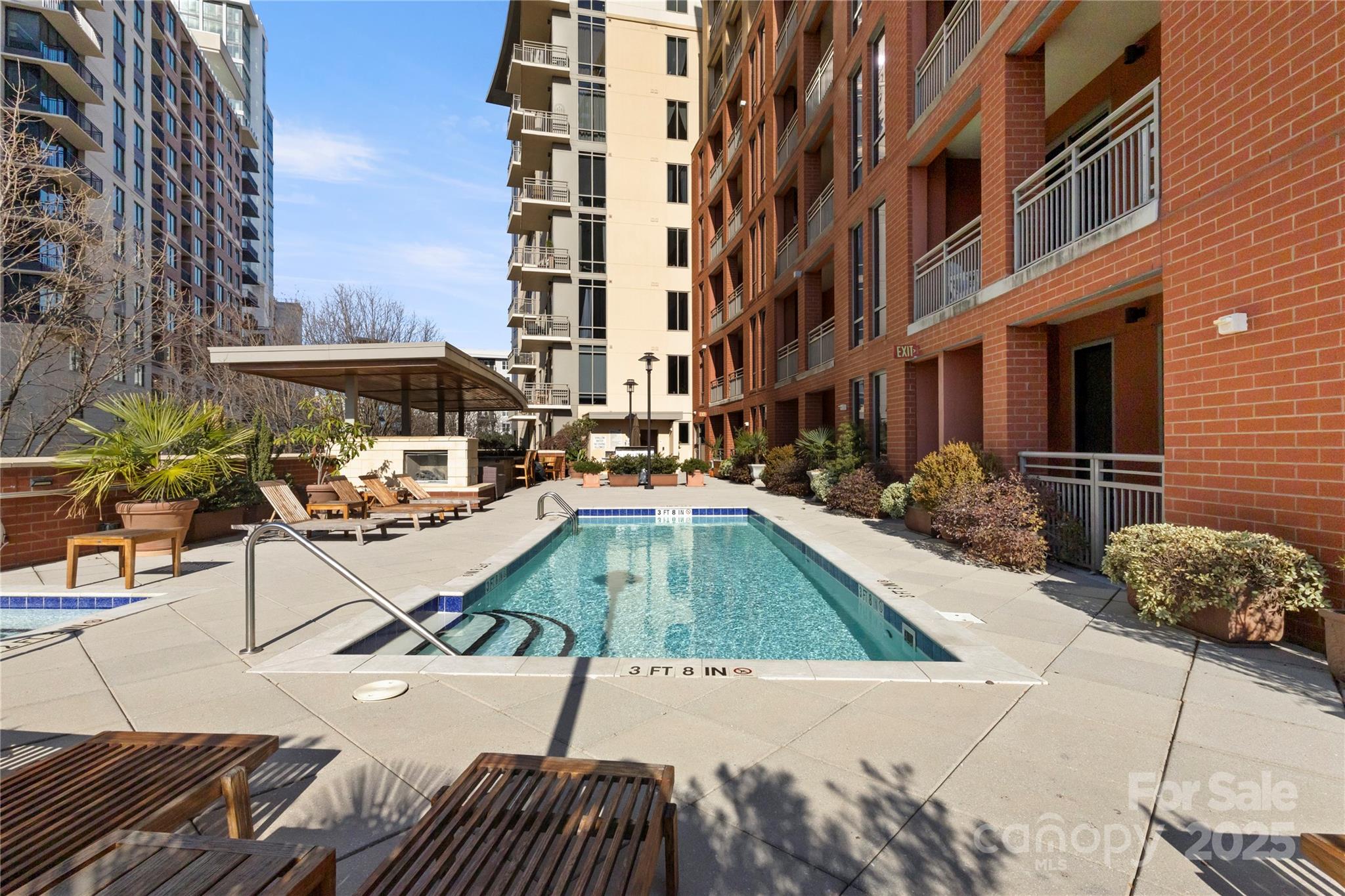 Royal Court - Residential