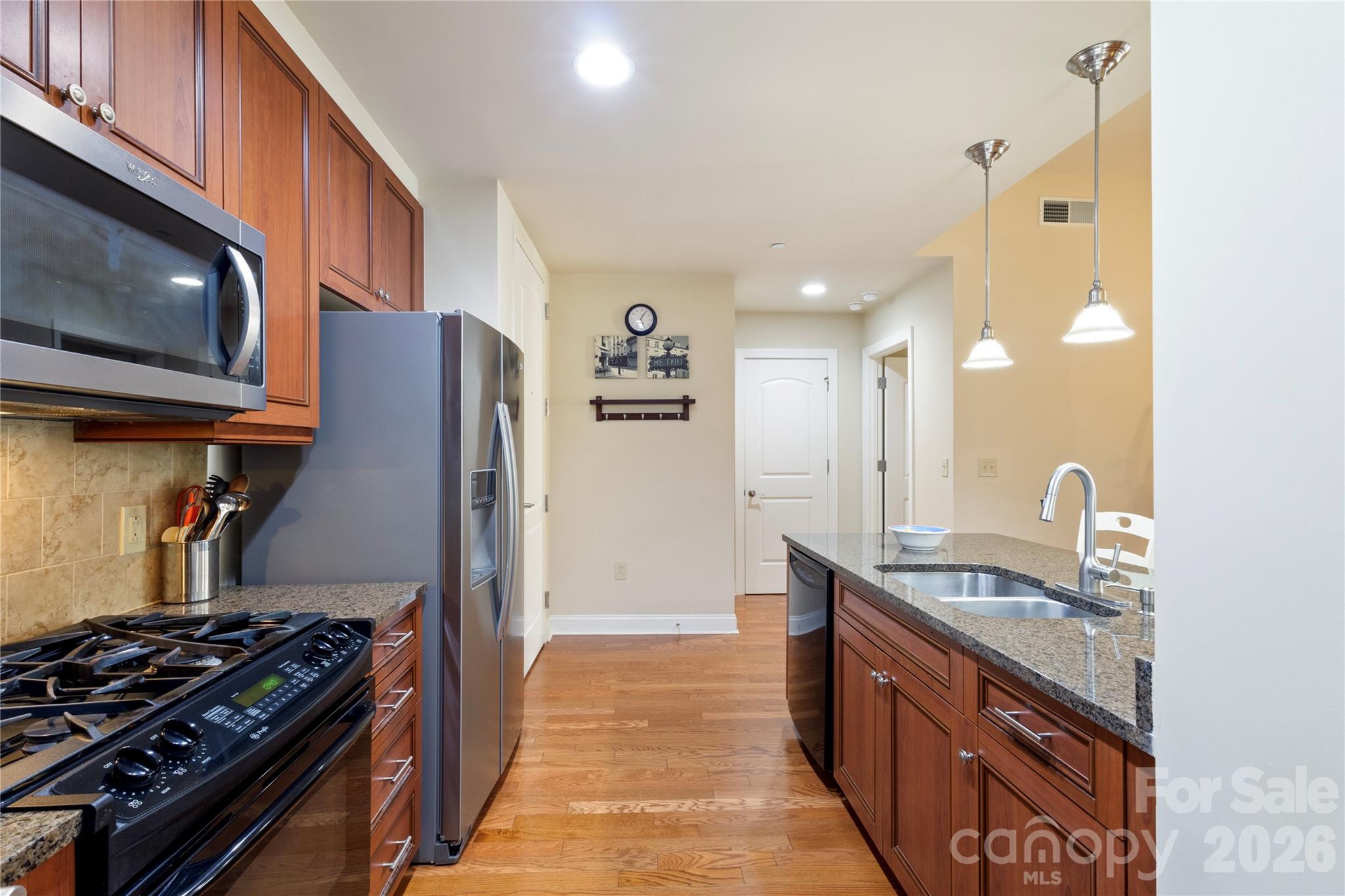 Royal Court - Residential