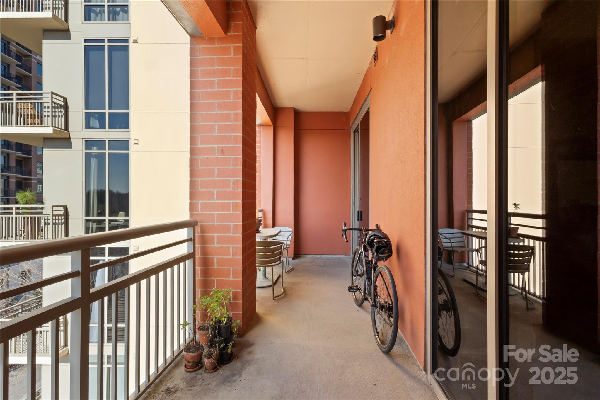 Royal Court - Residential