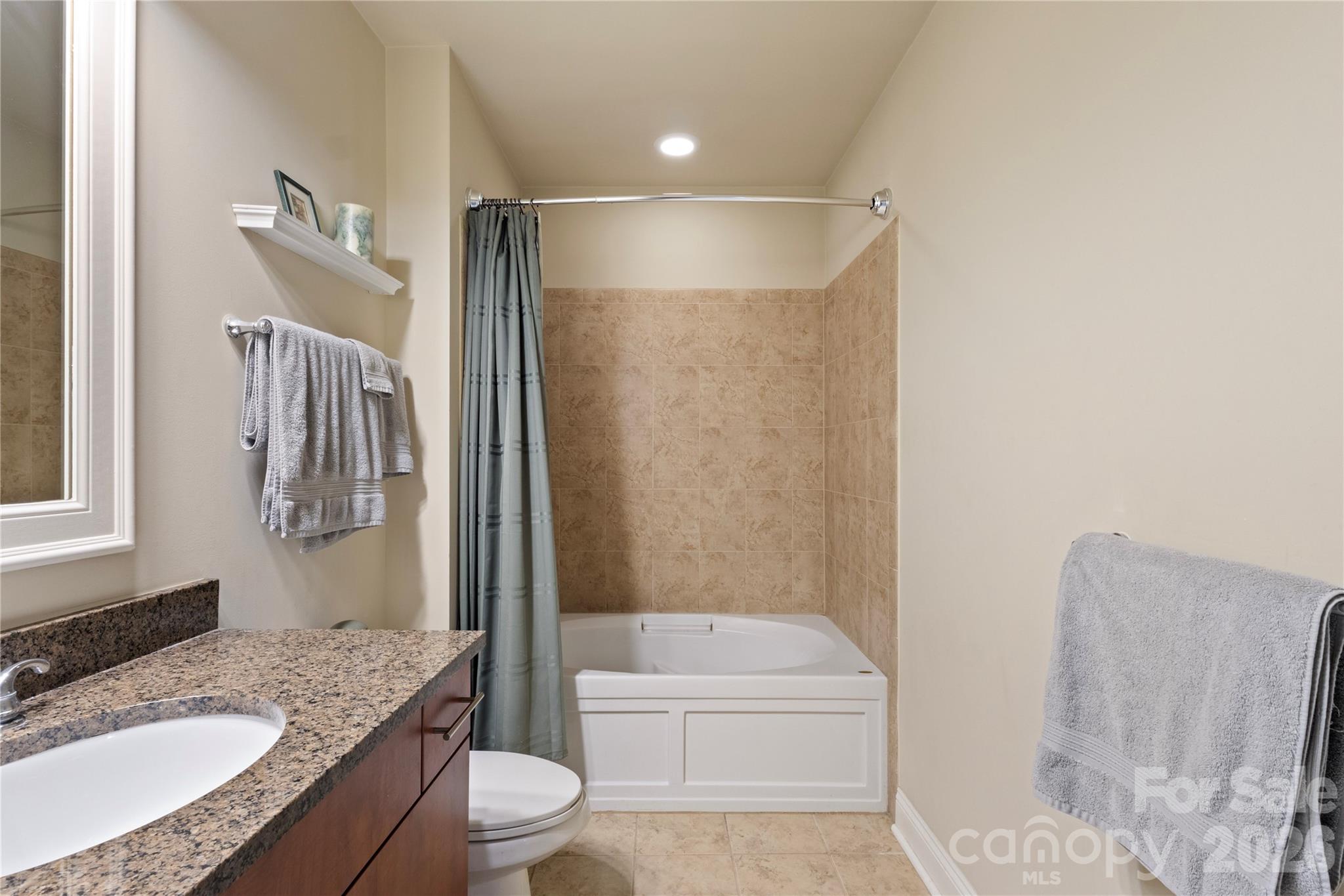 Royal Court - Residential