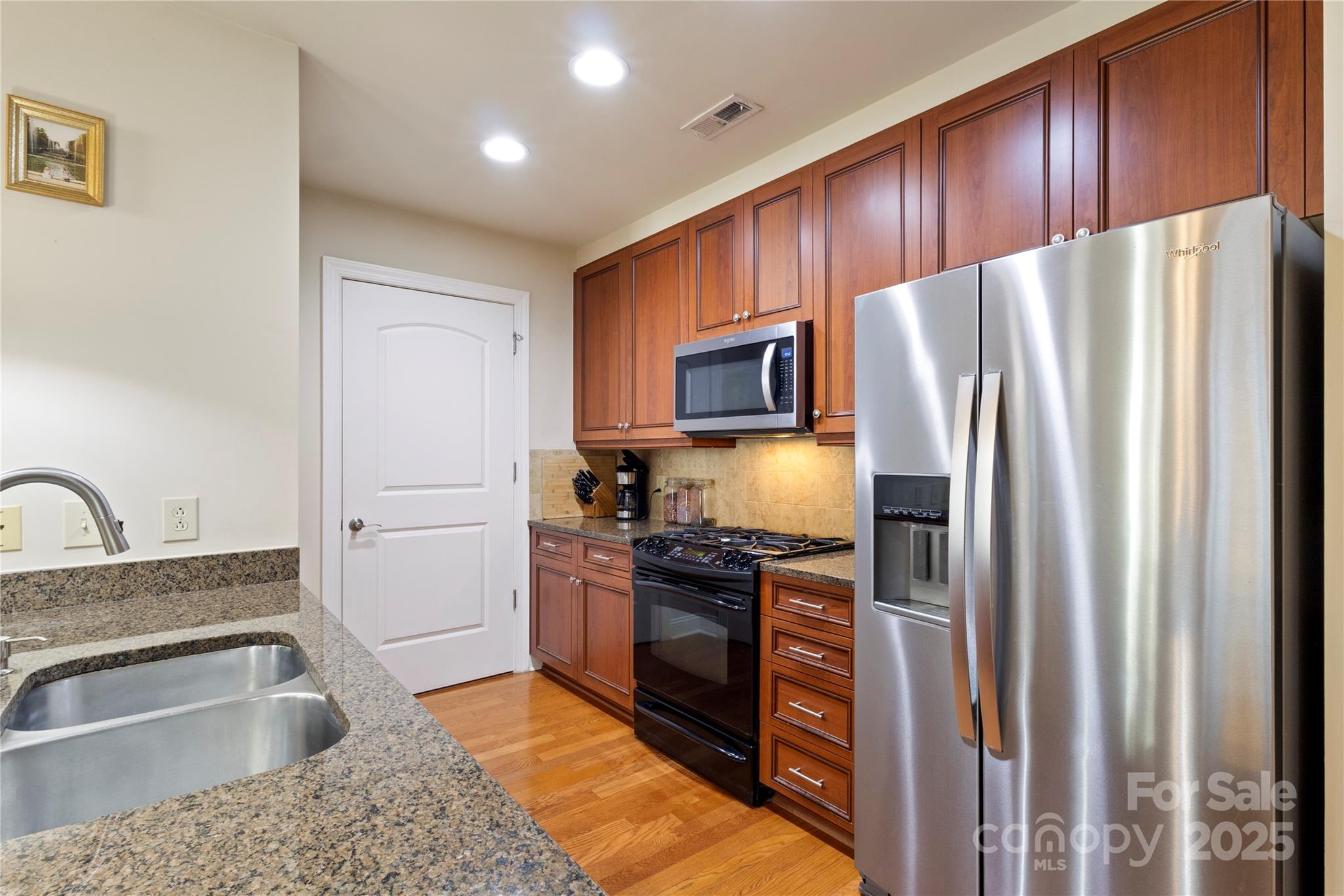 Royal Court - Residential