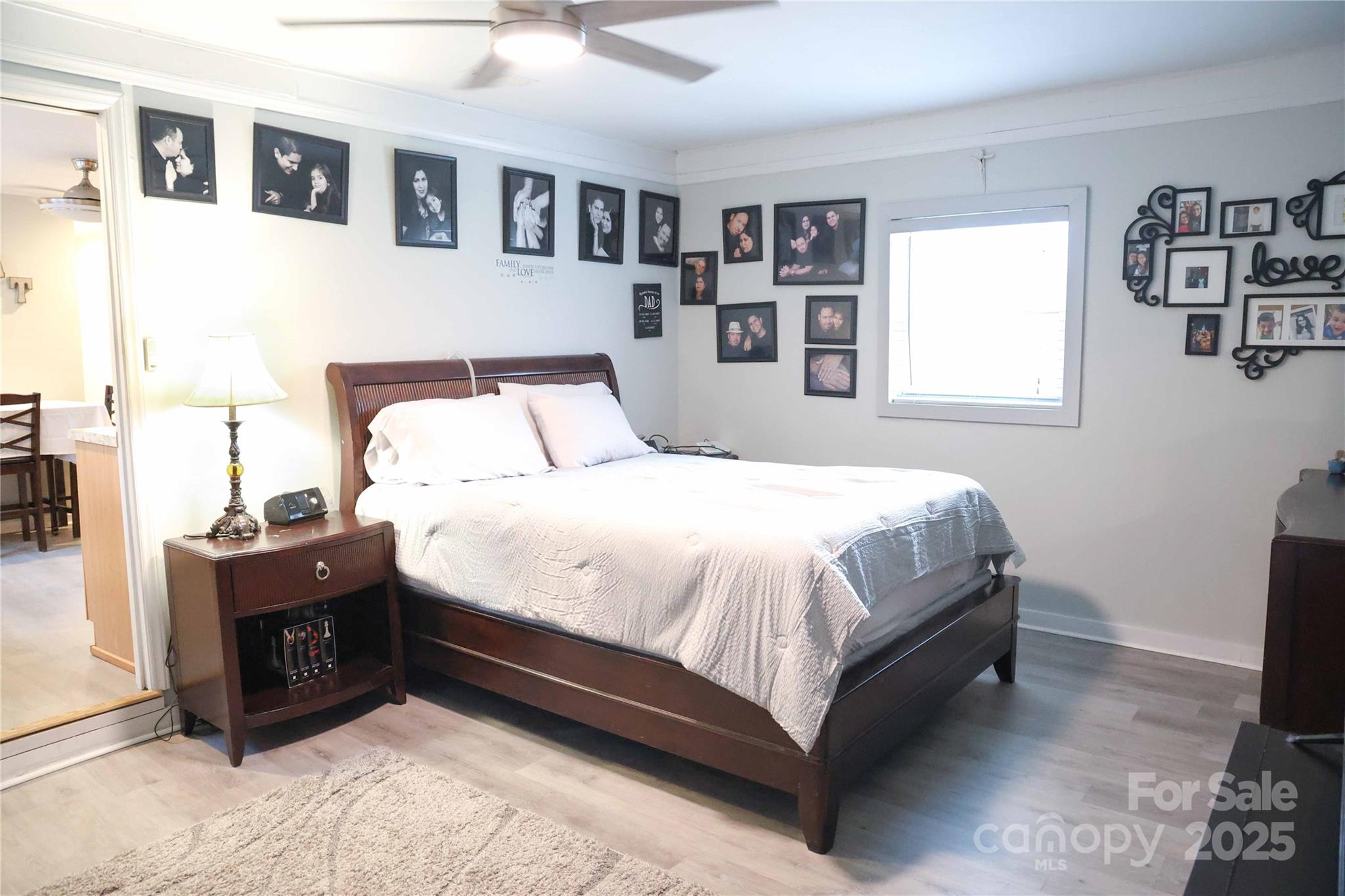 Hickory, North Carolina 28602, United States, 3 Bedrooms Bedrooms, ,3 BathroomsBathrooms,Residential,Active,191972