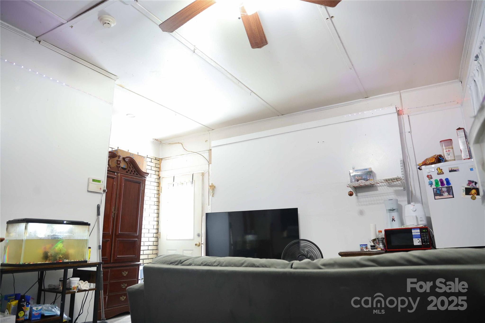 Hickory, North Carolina 28602, United States, 3 Bedrooms Bedrooms, ,3 BathroomsBathrooms,Residential,Active,191972