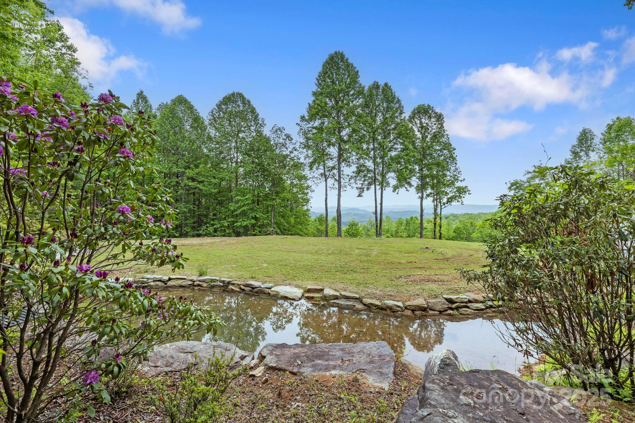 1325 Golden Road