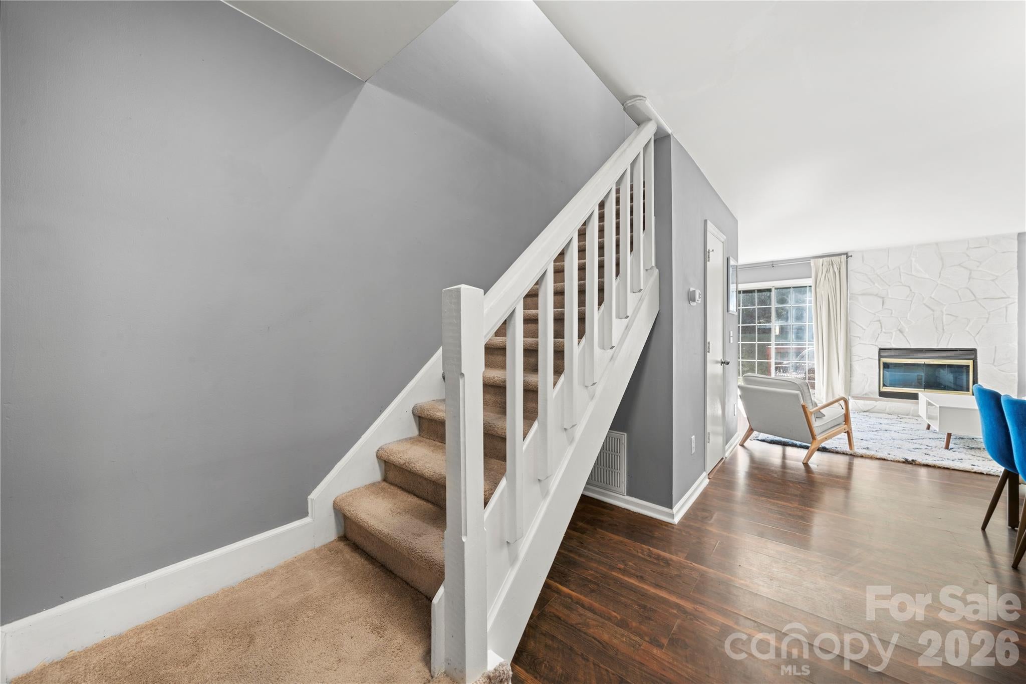 8251 Circle Tree Lane