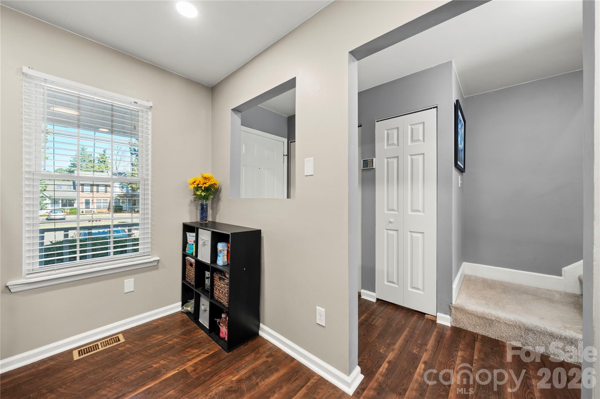 8251 Circle Tree Lane
