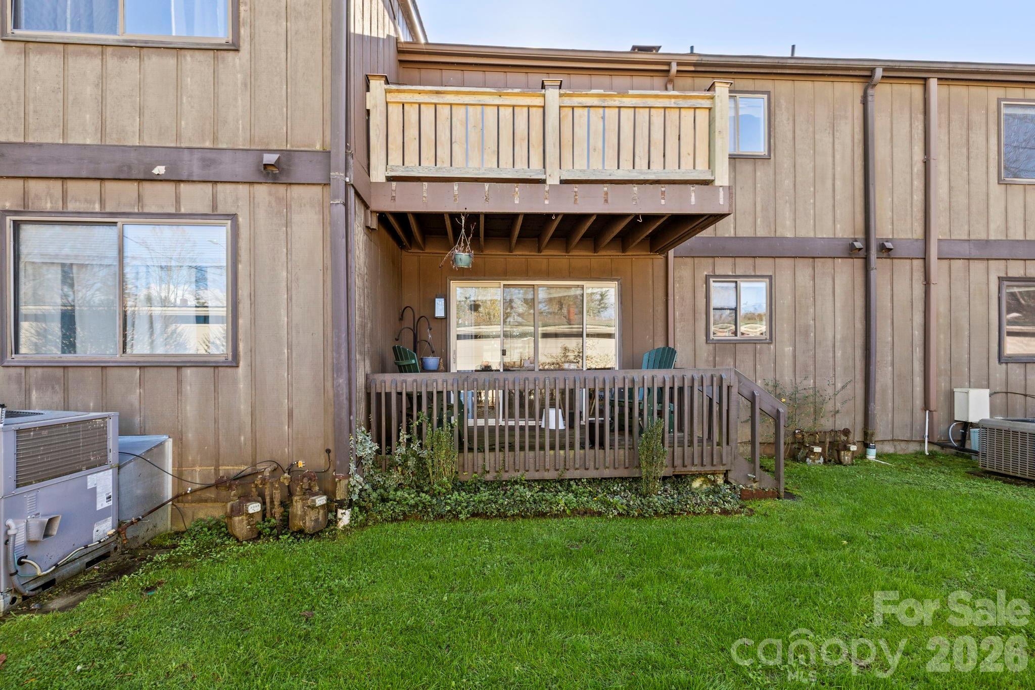 Sapphire Manor - Residential