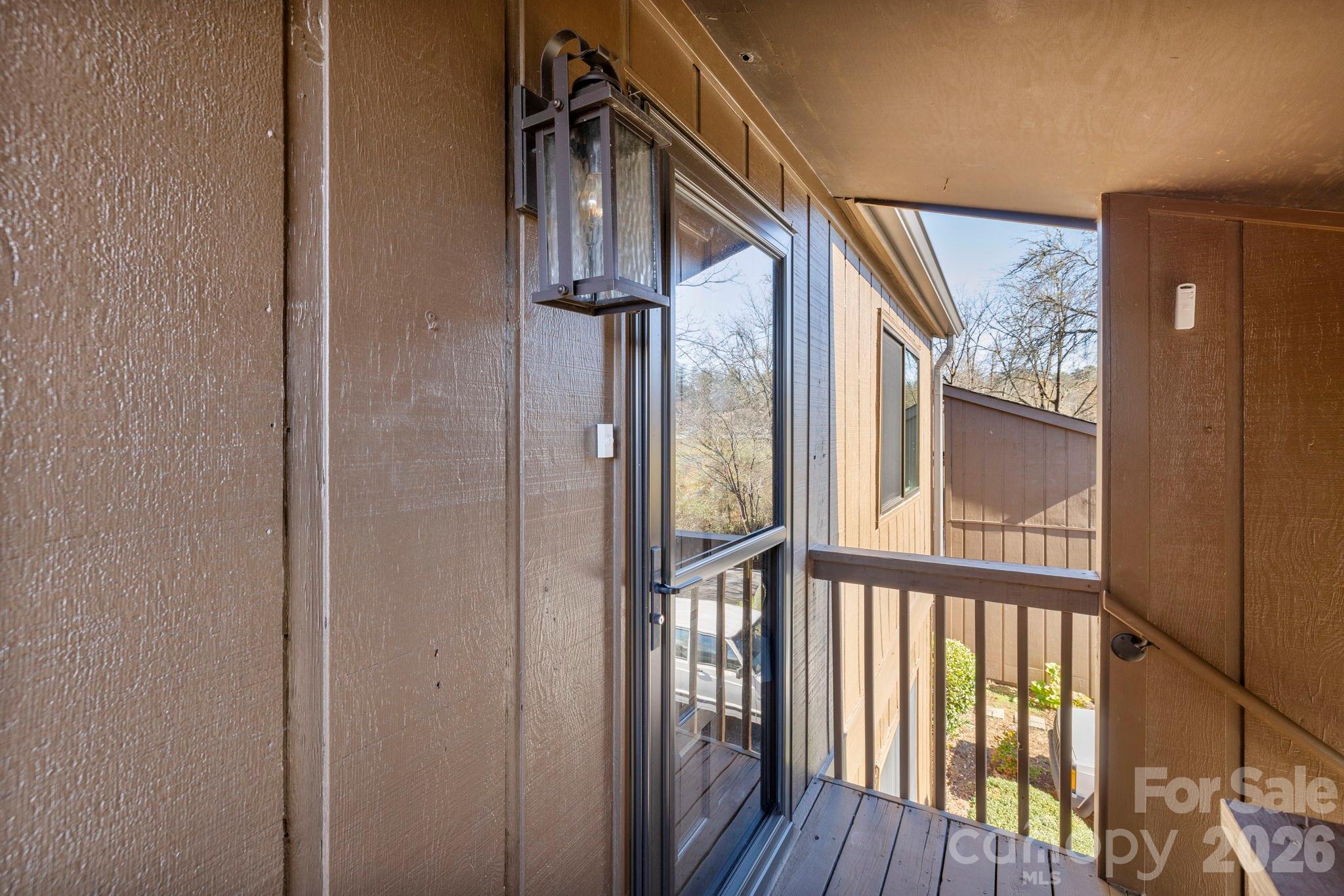 Sapphire Manor - Residential