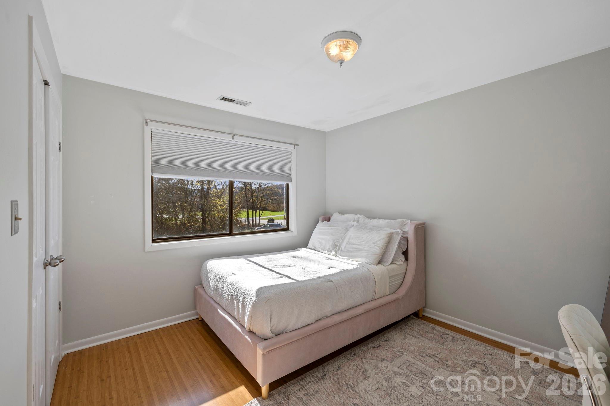 Sapphire Manor - Residential