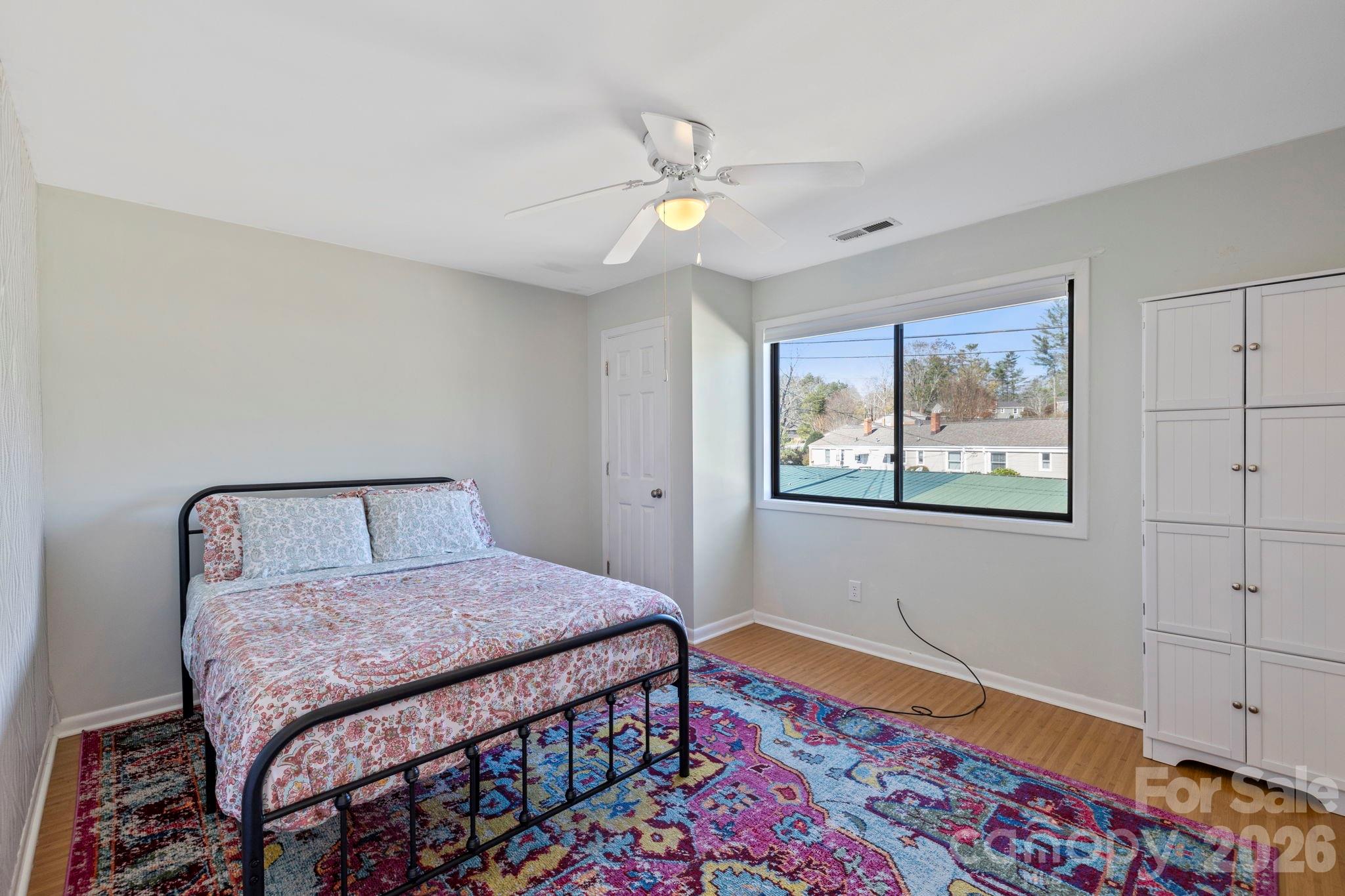 Sapphire Manor - Residential