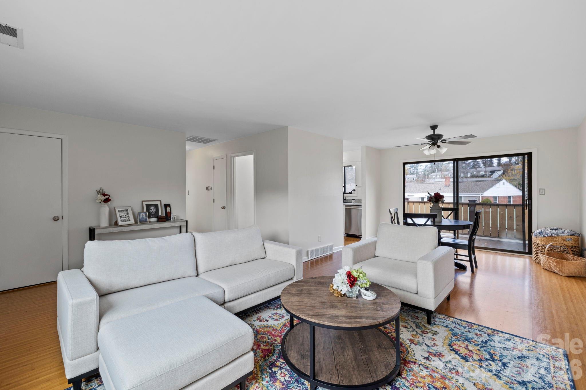 Sapphire Manor - Residential