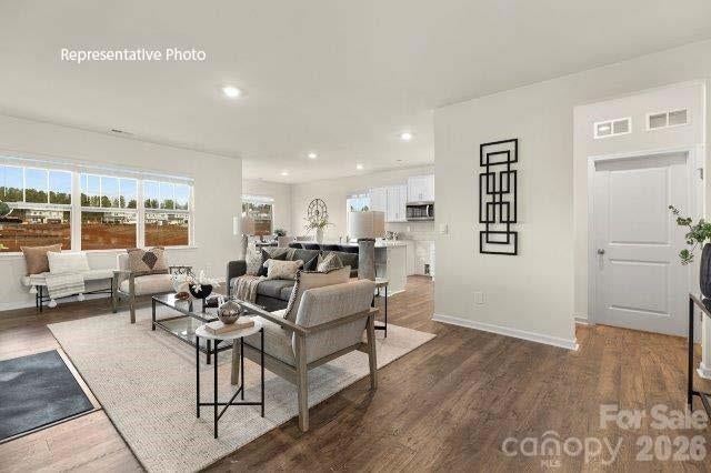 122 Freshwater Pond Way