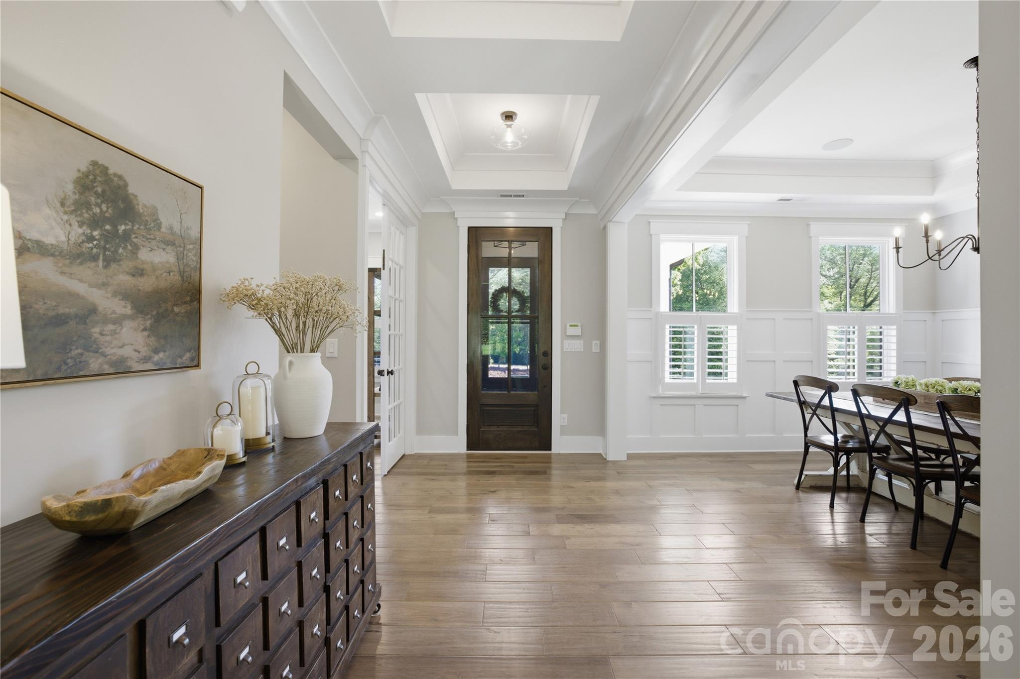 Elizabeth Circle - Residential