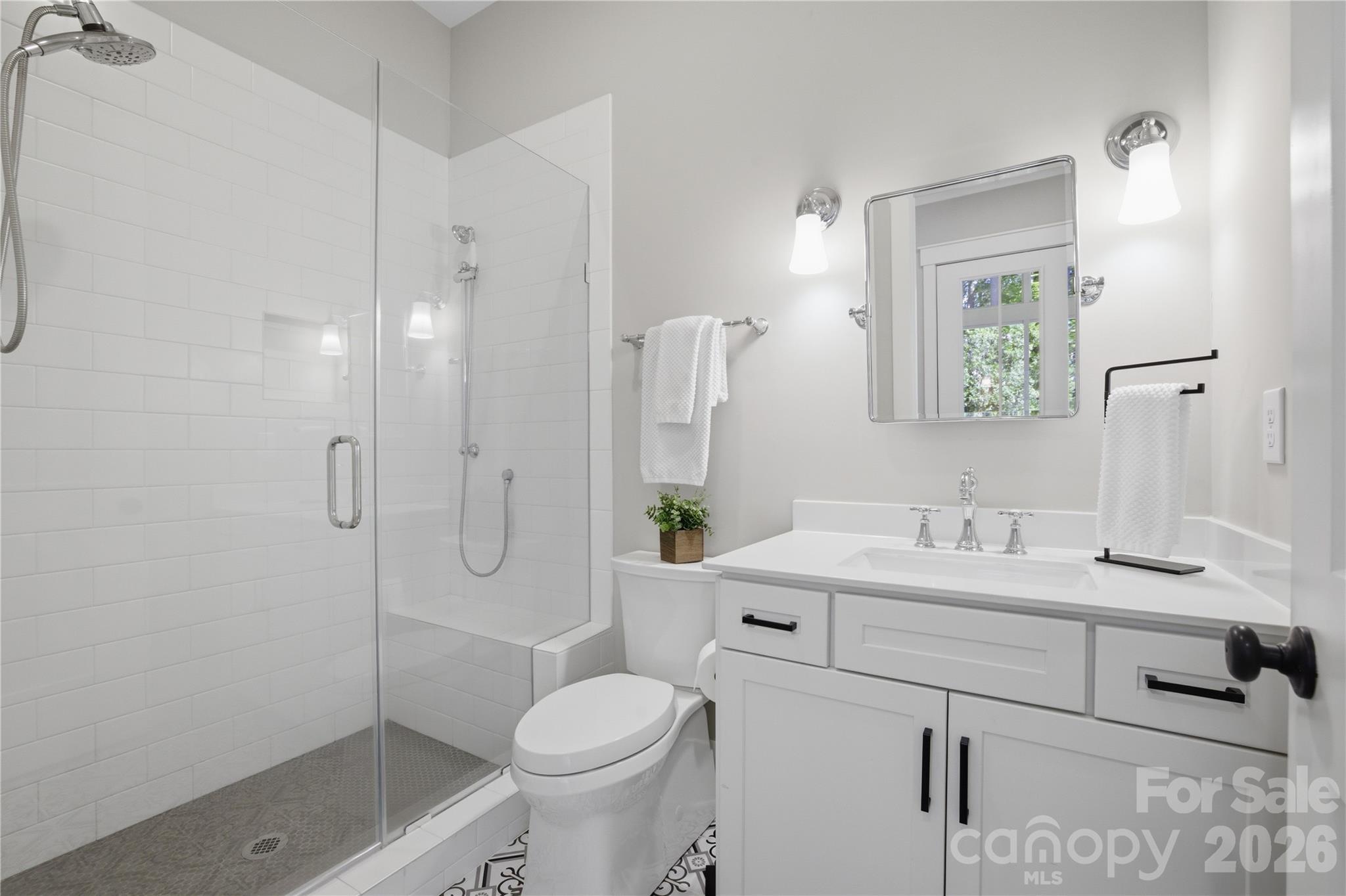 Elizabeth Circle - Residential