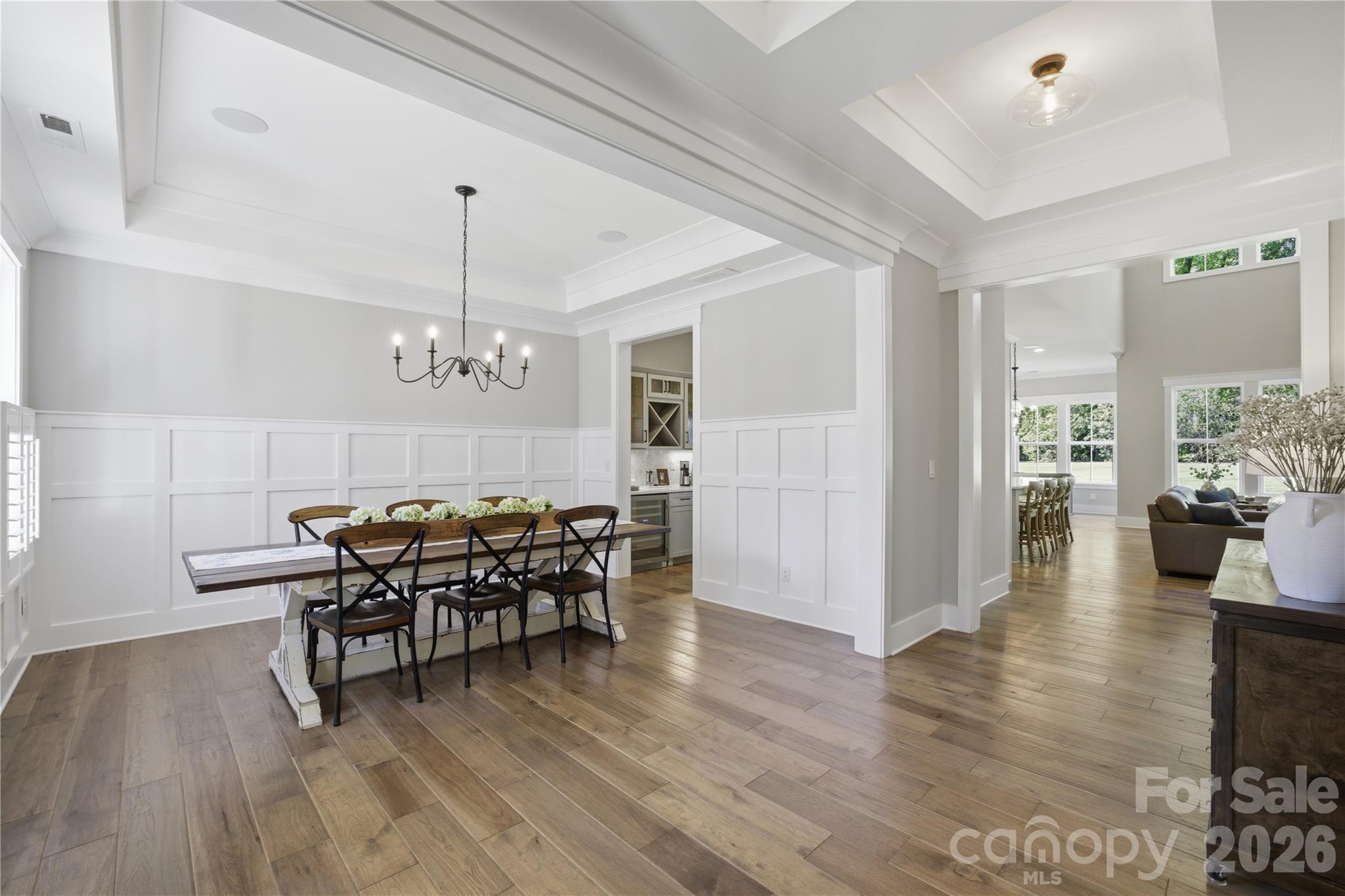 Elizabeth Circle - Residential