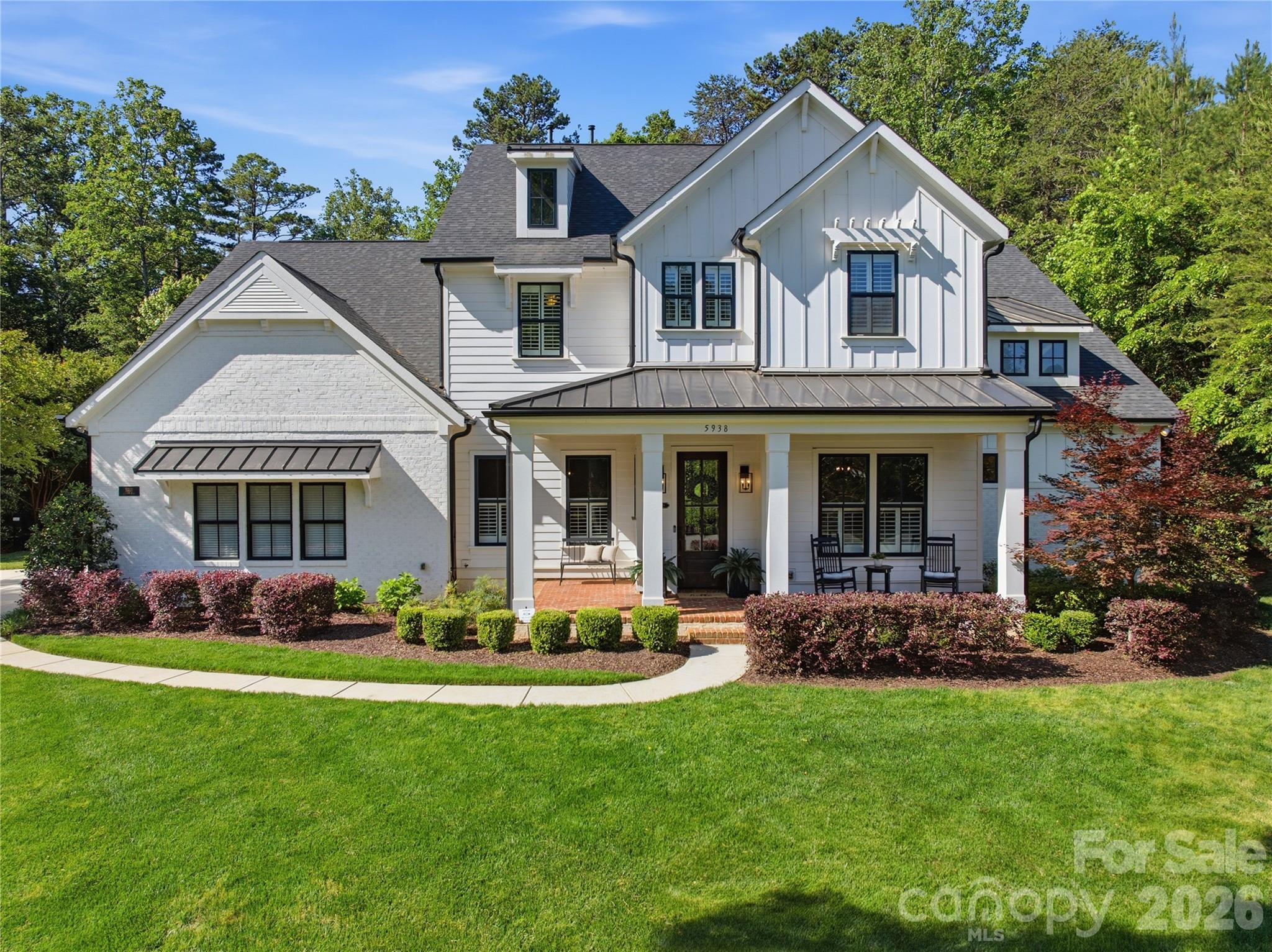 Elizabeth Circle - Residential