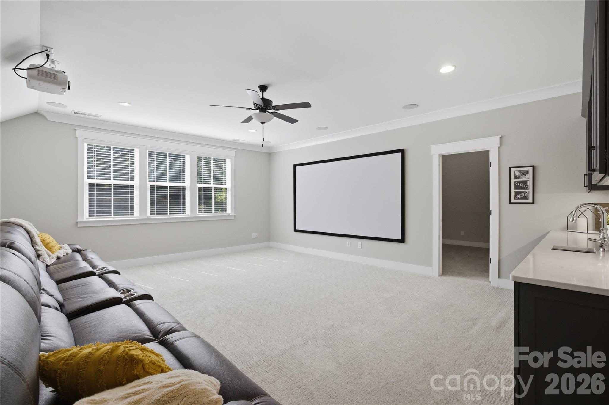 Elizabeth Circle - Residential